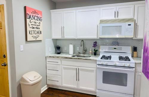 Witte Wonderland - Separate Garage Apartment!! - Foto 2