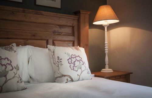 Three Little Pigs Luxury Cottage - Photo 47