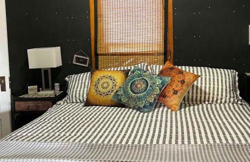 Lovely Montrose Home with Yard Walk to Dtwn and Park! - Foto 16