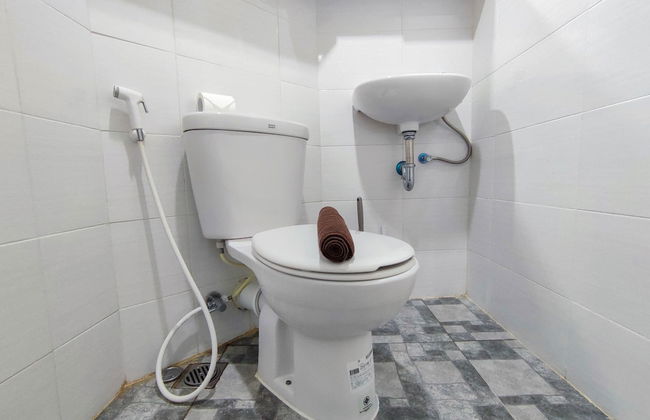 Comfort 1Br At Amartha View Apartment - Photo 11