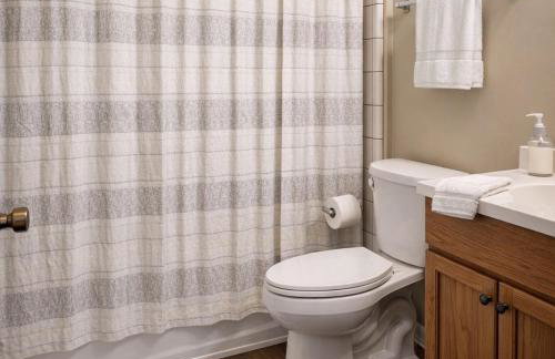 UC Davis Cozy Townhome Stay - Foto 8