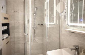 Bellamy - Elegant cozy studio with King bed, Netflix and free Parking - Foto 5