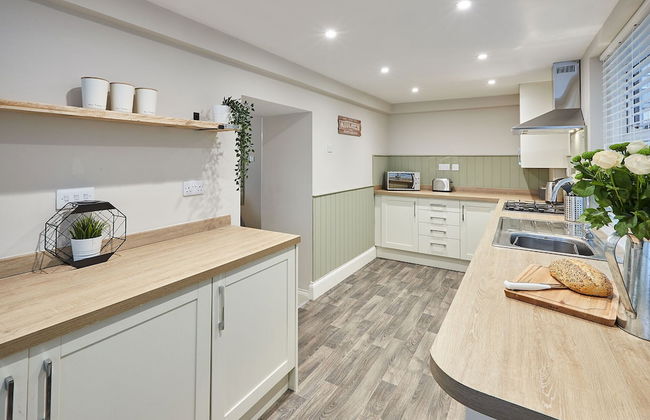 Host Stay Sion Hall Cottage - Foto 3