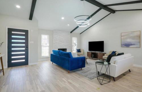 Perfect Getaway Home w Pool Jacuzzi Cinema Room - Foto 9