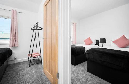 Family Contractors 3 bed house free parking sleeps7 - Foto 49