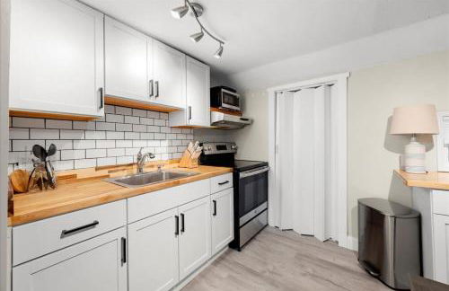 Whitewater The Genoa on Oneida Lake Sleeps 8 - Photo 27