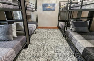 Twilight Hollow - Lakeview Retreat - Sleeps 24 - Foto 9