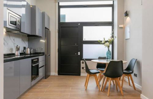 Beautiful duplex in front of Vista Alegre Palace - Photo 5