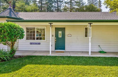 Acorn House - Charming house in green heaven with pool table with lovely backyard - Foto 4