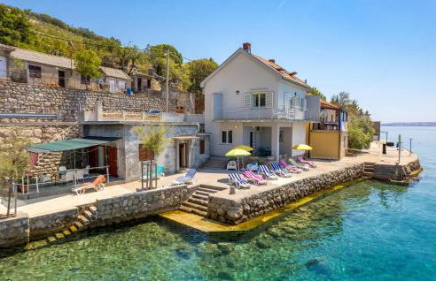 Awesome Apartment In Lukovo Sugarje - Foto 13