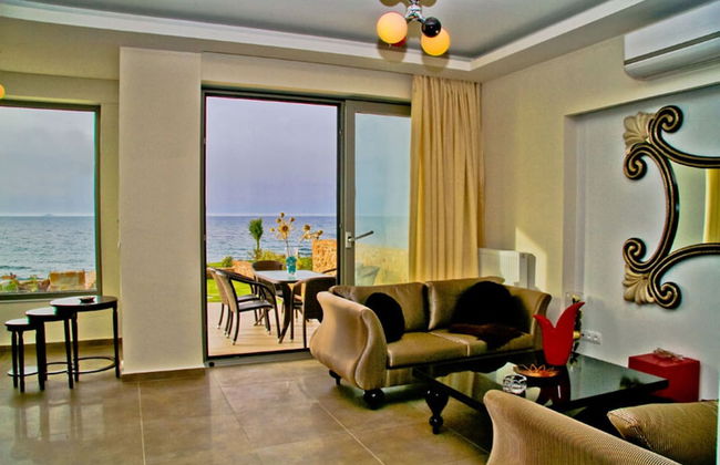 Beach Front Villa Peri - Photo 1