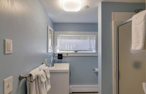 2BR Apt w/ 3 min Walk to downtown SWH - [Low Tide] - Foto 23