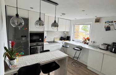 Sunset View 2BR Apartment - Beautiful London View & Free Parking - Foto 17