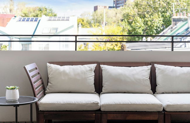 Crown Street Apartments by Urban Rest - Photo 33