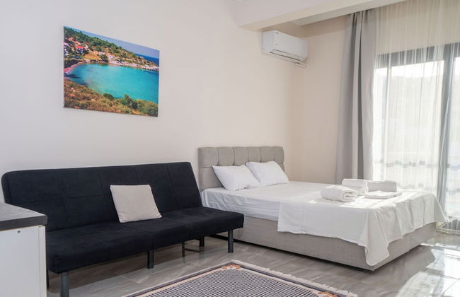 Capo Calaberno Aparts - Photo 69