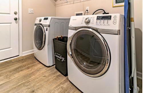 Special Deal! Raleigh Luxe Family Retreat, 15 Min to Downtown, Kids Gear, Fast WiFi for WFH, EV & Pet Friendly - Foto 44