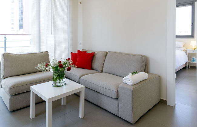 Beach & City Center by FeelHome - Foto 12