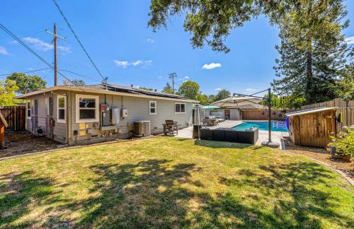 Happy House Getaway - Pool, Hot Tub & Wine Country - Foto 67