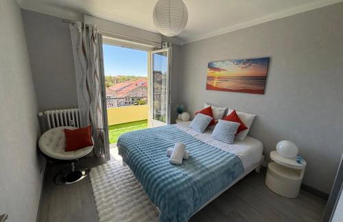 Appartement F4 meublé 75m2 trois chambres avec balcon - Foto 1