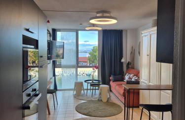 Le Pavois d'Or, studio rénové avec goût, Superbe Vue, Proximité Gare et Centre, Climatisation - Foto 16