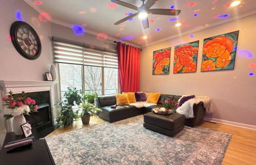 Art Downtown Fulton Market Entire 3 bedroom Home Sleep10 Private Garage Roof EV Tesla - Foto 7