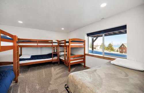 Country Bear Cabin at Bear Lake - Photo 24