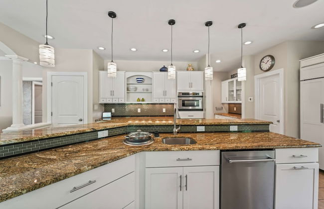 Secluded Lux Mansion Pool Home With Amazing Views - Foto 48