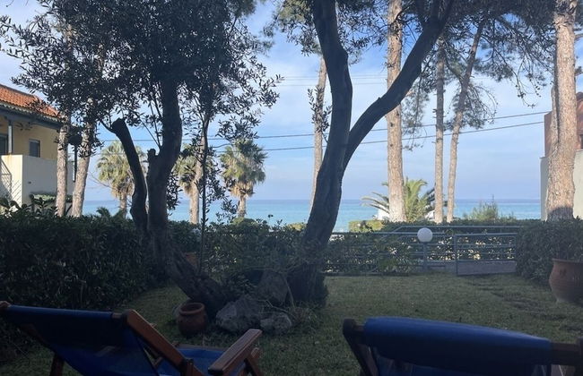 Stay at Beachfront Villa Lilia in Pefkohori, Halkidiki for a Dreamy Vacation - Foto 36