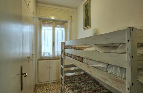 Huge Holiday Home in Marina di Castagneto Carducci near Sea - Foto 45