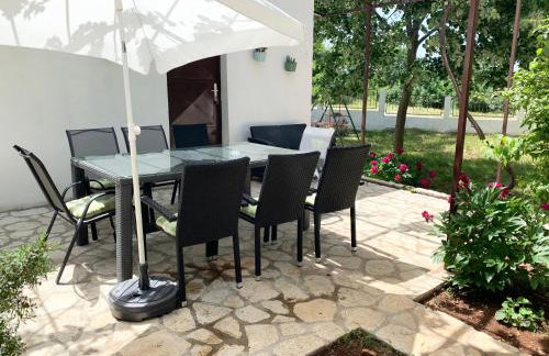 Holiday house Greenside - with a pool - Foto 60