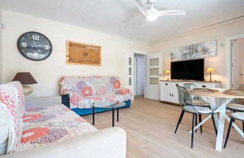 beach and pool - Photo 22