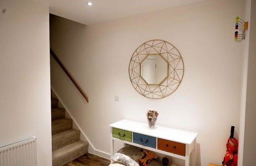 Exquisite cozy house, close to Train Station and amenities - Foto 8