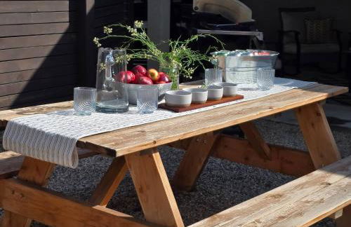 Midvale Station | Play•Relax•Repeat+ New King Bed! - Foto 2