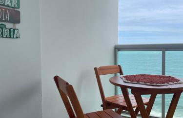 Flat Frente Mar com Varanda - Foto 17