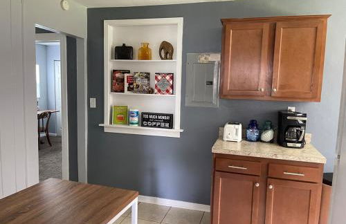 Quiet Retreat not far from Downtown Jax - Foto 7