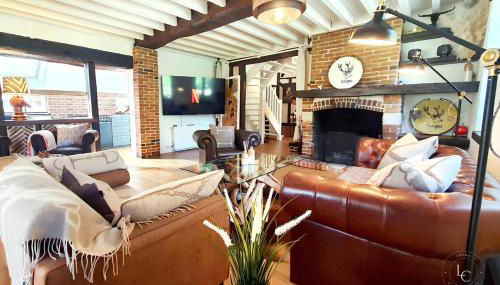 La Bretonnerie Luxury villa with pool & jacuzzi in a equestrian estate - Photo 3