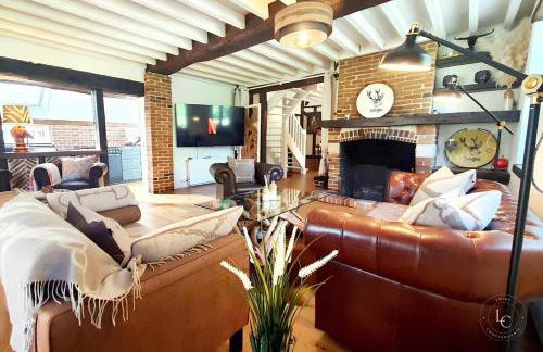 La Bretonnerie Luxury villa with pool & jacuzzi in a equestrian estate - Photo 3