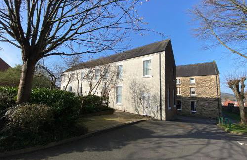 Fabulous 2 bed Historic Ground floor apartment Belper with free car parking next to property - Foto 31