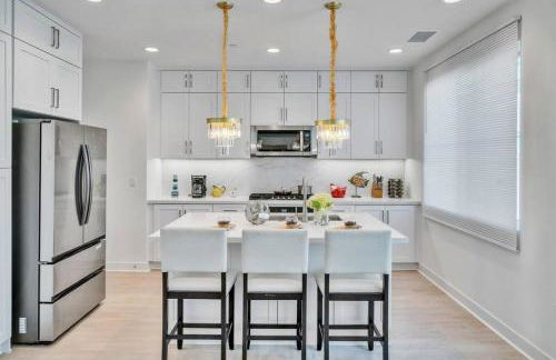 Dreamy Bloom Enclave Irivne LA RMV - Photo 5