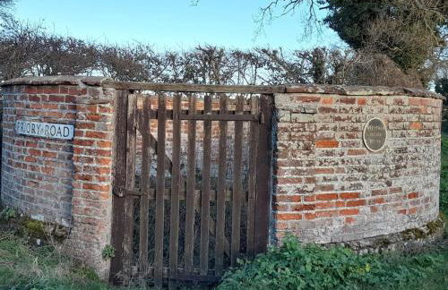 Rose Cottage, 2 Bedroom Cottage with character, near Southwold - Photo 25