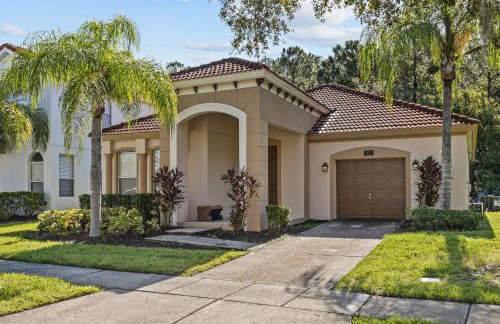 Family Nest 4-Bedroom Home Near Disney World - Photo 2