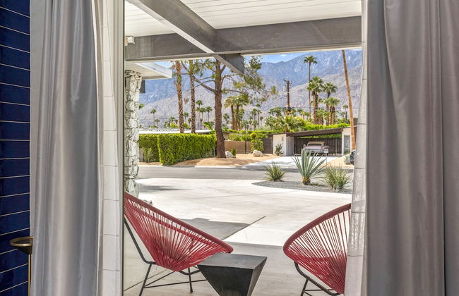 The Beverly - Photo 57