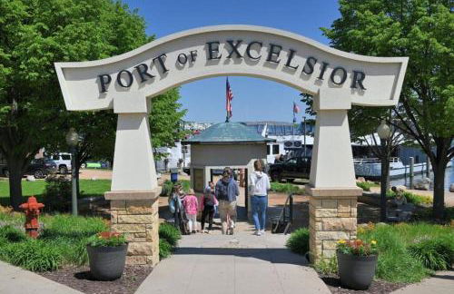 Nature's Blissful Haven - King Bed & Heated Garage - Foto 37