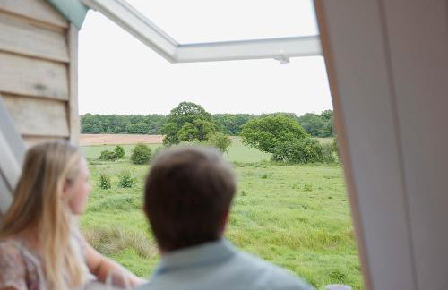 Luxury Retreat 30mins Taxi Ride From West London - Photo 10