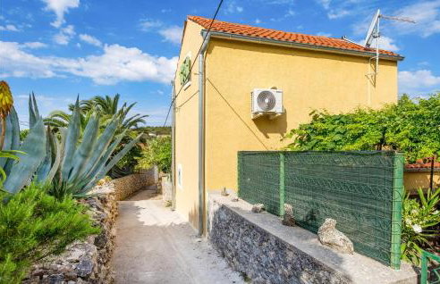 Nice Home In Punta Kriza With Kitchen - Foto 12