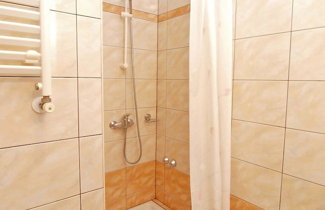 Apartment 1077 - Photo 38