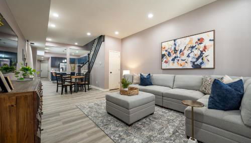 Mins to Downtown 2 King Beds Free Parking Family Friendly - Foto 2