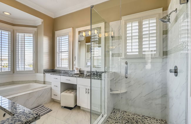 Paradise Pointe - Gorgeous 4 BR home with pool by RedAwning - Foto 43