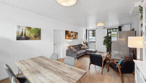 2 Bedroom Awesome Apartment In Malberg - Foto 4