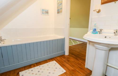 The Coach House - Photo 23